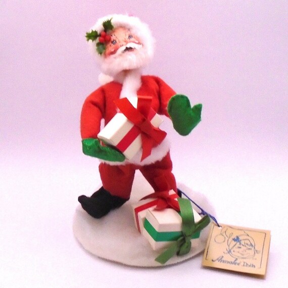 Vintage Annalee 7" Santa Claus Labeled "Mr. Giftbox" 1995