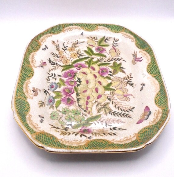 Vintage Famille Rose Pattern Rectangular Crackle Glaze Porcelain Decorative Plate Stamped on the Bottom