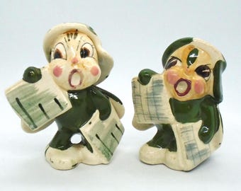 Vintage 1940-50's Anthropomorphic Beetle "Newsies" Ceramic Figurines,  Made In Japan