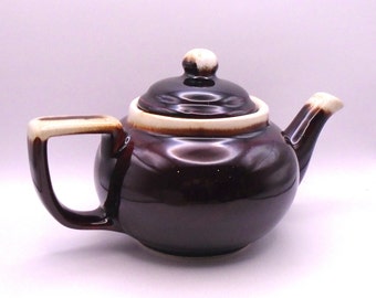 Vintage Pfaltzgraff Stoneware Brown and Cream Drip Glazed Teapot #701 (Brown Betty Style), Circa 1950's Made in the USA