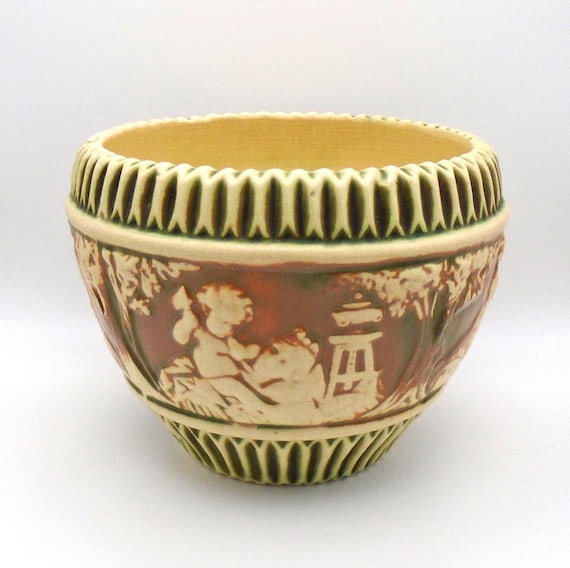 Roseville Pottery 1916 "Donatello" Jardiniere, Made in USA