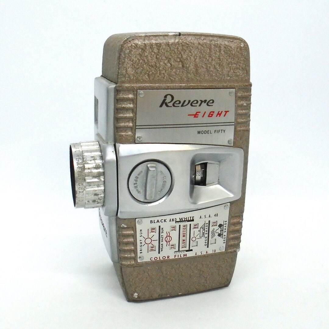 Vintage Mid-1950's Revere Eight, Model 50, 8mm Home Movie Camera ...