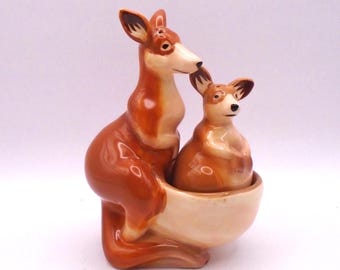 Vintage Westland Ceramics Kangaroo with Joey in Pouch Salt and Pepper Shaker Set, Japan