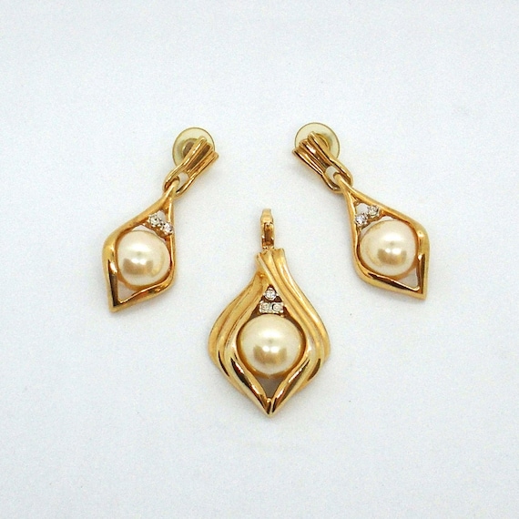 Vintage Goldtone Faux Pearl and Diamond Pendant and Drop Pierced Earrings Set