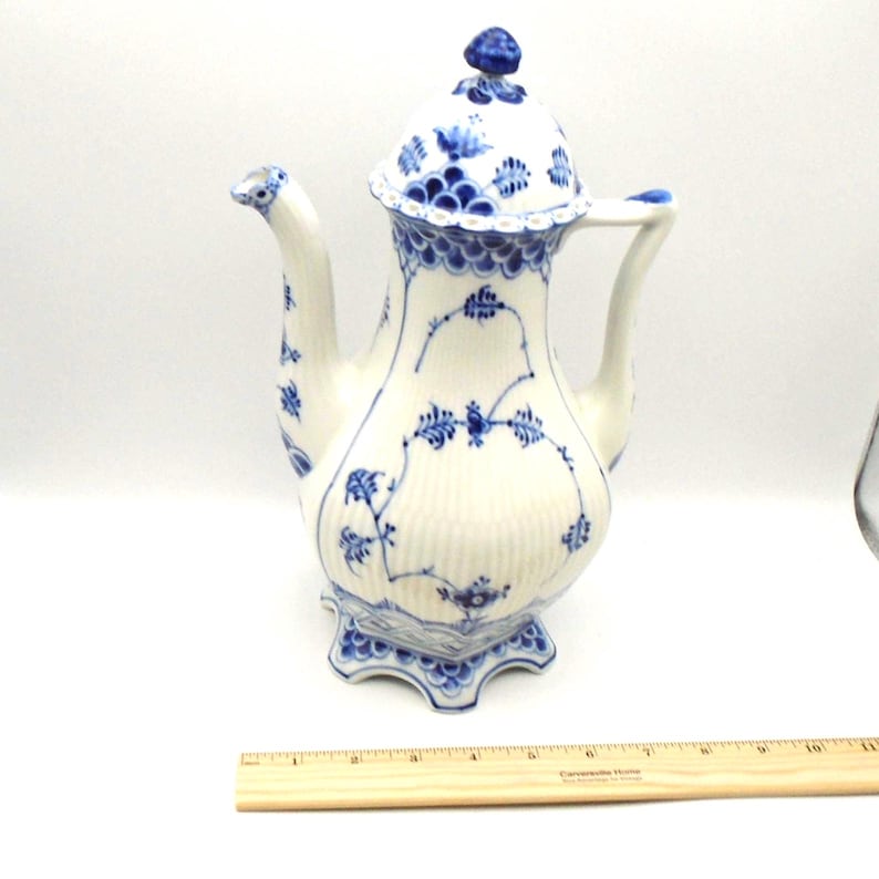 Royal Copenhagen Blue Fluted Full Lace Coffee Pot - Thumbnail 5