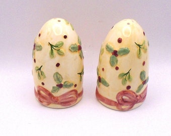 Vintage Cream Colored Christmas Salt and Pepper Set, Holly Berries and Pink Ribbons