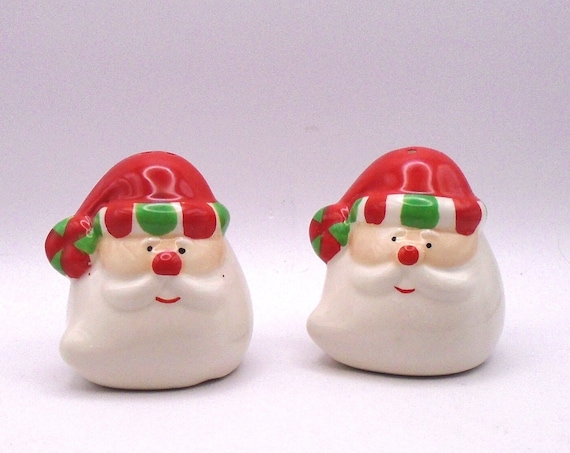 Vintage Santa Claus Ceramic Christmas Salt and Pepper Set