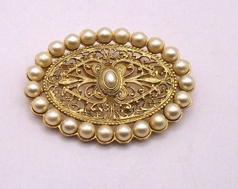 Vintage Goldtone Filigree Faux Pearl Brooch/Pin, Vintage Wedding