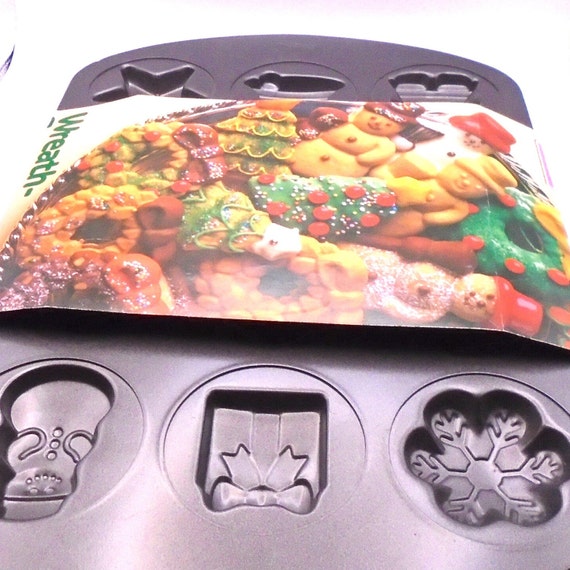 Vintage 1985 Wilton Wreath, Snowman Tree Cookie Molds - Never Used