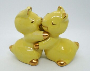 Vintage Yellow & Gold "Bunny Hug" Salt and Pepper Shakers