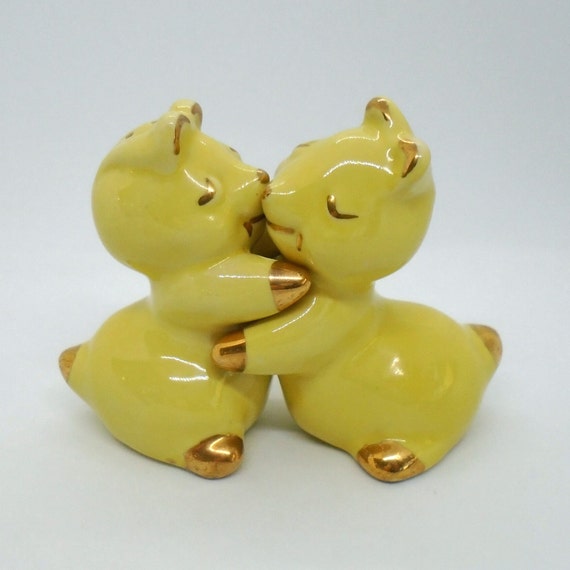 Vintage Yellow & Gold "Bunny Hug" Salt and Pepper Shakers