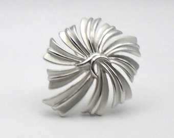 Vintage Crown Trifari Brushed Silver Swirl Leaf Brooch/Pin, Circa 1950's
