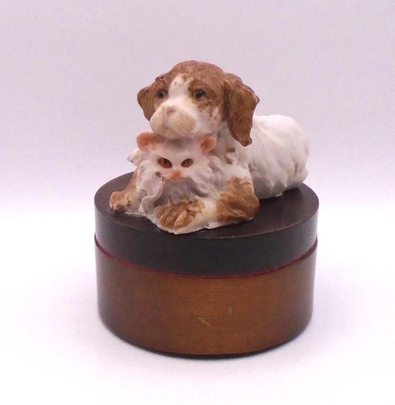 Vintage Cat & Dog Sculpture Wooden Trinket Box - Giuseppe Armani Inspired