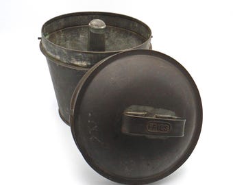 Vintage Primitive 1900-1920 Tin Plum or Steamed Pudding Mold, Stamped "FRIES" on Handle