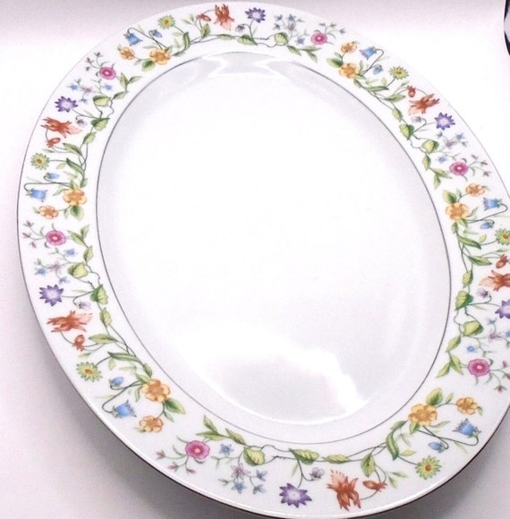 Vintage Ashley Floral Serving Platter: Eternal Love Pattern, Platinum Trim