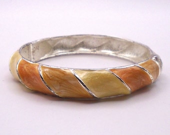 Vintage Hinged Beige/ Light Brown & Silver Enamel Clamper Bangle Bracelet