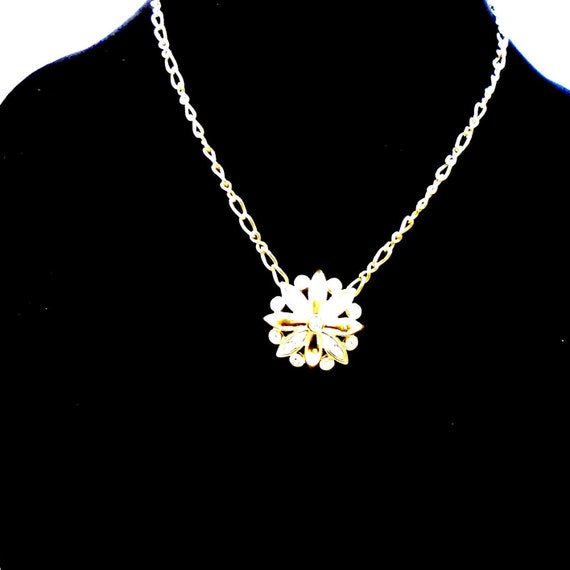 Vintage Signed Monet Crystal  Rhinestone and Goldtone Flower Necklace