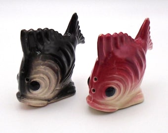 Vintage Black & Pink "Fish" Salt and Pepper Shaker Set, Made in Japan, Circa 1940-50's