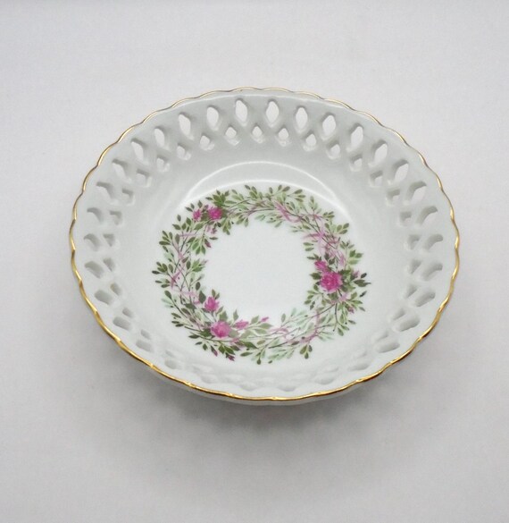 Vintage Avon "Happy Birthday" Trinket Dish: Reticulated Gold Trim, Pink Roses