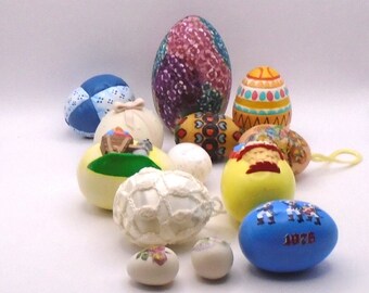 Vintage Decorative Easter Egg Bundle - Wood, Ceramic & Fabric Eggs in Various  Sizes