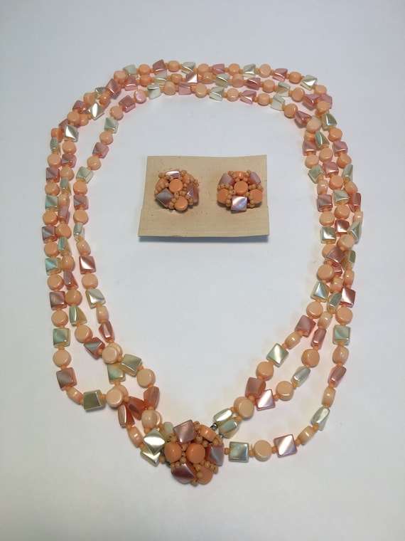 Vintage Multi-Strand Faux Coral & Moon Glow Beads Necklace with Matching Clip On Earrings
