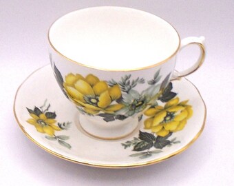 Vintage Queen Anne Bone China Floral Teacup and Saucer - Made in England