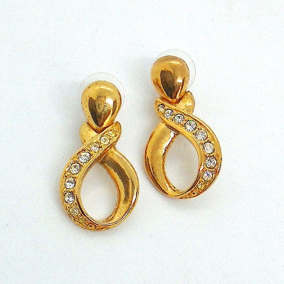 Vintage Avon Sparkling Rhinestone Tear Drop Gold Tone Pierced Earrings