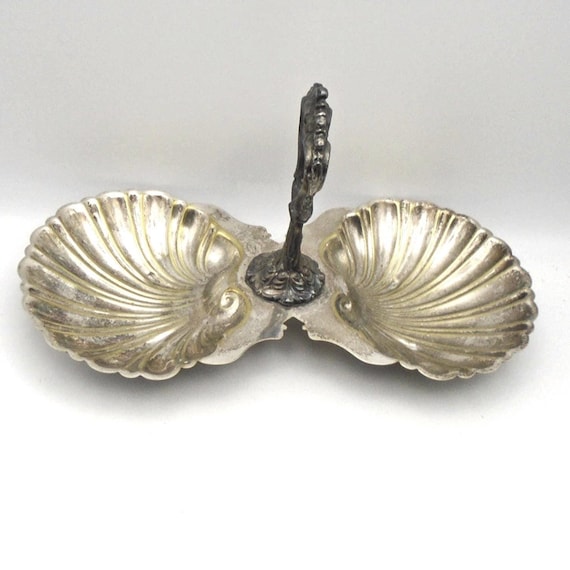 Vintage Silver Plated Scallop Serving Dish: Crown Silver Company, Brookline MA