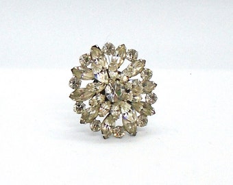 Vintage Rhinestone Flower Brooch/Pin