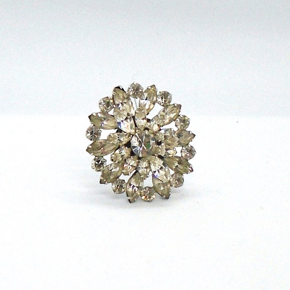 Vintage Rhinestone Flower Brooch/Pin