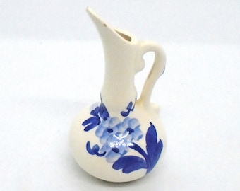 Vintage Clinchfield Artware Hand Painted Cash Family Miniature Pitcher/Vase