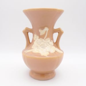 Vintage Collectible 1930&#39;s Weller Pottery Peach Cameo Vase with White Flowers, Ohio, USA