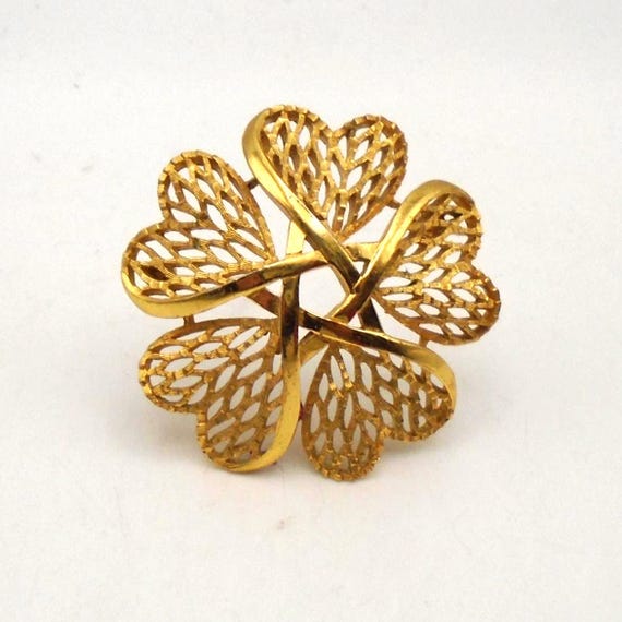 Vintage Crown Trifari Gold Five-Petaled Flower Five-Heart Brooch/Pin, Circa 1960's
