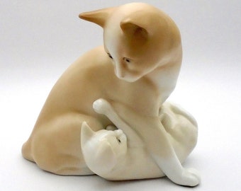 Vintage "Mothers Devotion" Cats Figurine by Paul Ipsen for Franklin Mint, Circa 1988