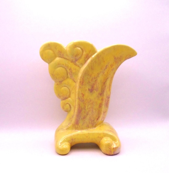 Vintage Gonder Art Pottery Vase: Yellow Wave & Scrolls, 1940s-50s