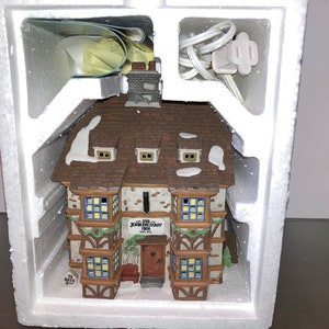 Vintage Dept 56 57533, Dept 56 Dickens Vintage Sir John Falstaff Inn, Dept 56 Dickens Village Inn, Dept 56 Inn, in the box