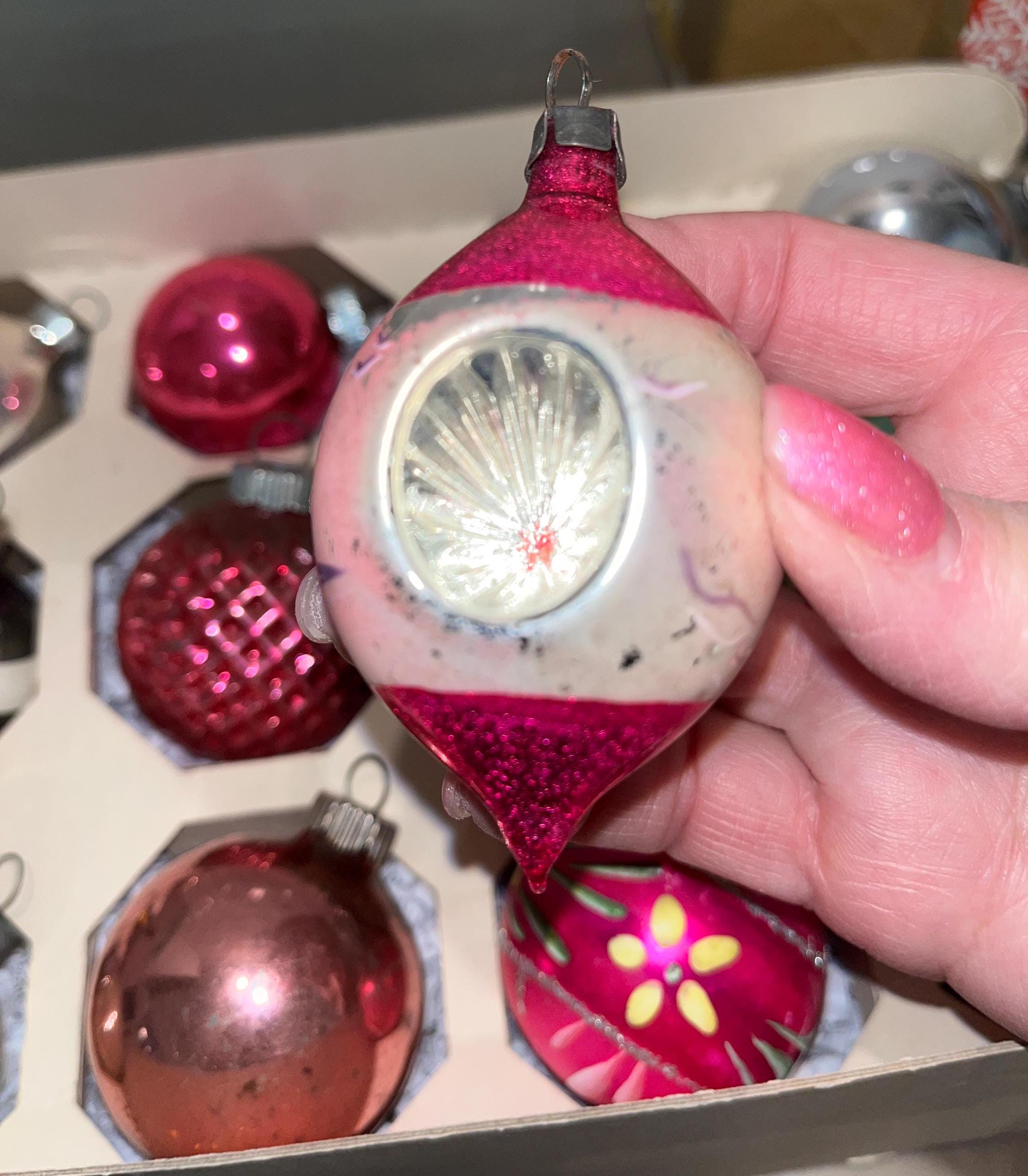 ヴィンテージ 12 ピンク シルバー ポーランド オーナメント