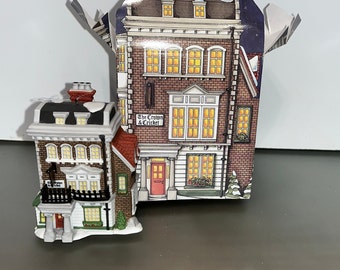 Christmas Village House by Dept 56. Illuminated Counting House. Silas  Thimbleton. Barrister. Dickens Village Series. Christmas Diorama.