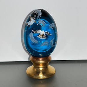 Fenton Teal Pedestal Egg, Vintage Fenton Painted Birds Egg, Fenton Numbered Egg, Signed Fenton Egg, Fenton Teal Painted Egg, Mint