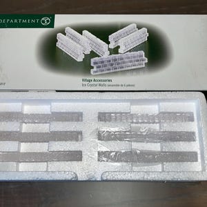 6 個 Dept 56 56717、アイス ウォール セクション、Dept 56 アイス クリスタル ウォール セクション、Dept 56 4 1/2 インチ アイス ウォール、Dept 56 スノー アイス セクション、箱入り