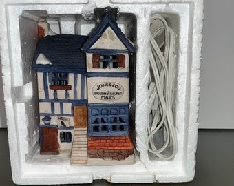 Vintage Dept 56 65188, Dickens Village Cottage, Dept 56 Dickens Cottage, Dept 56 Buildingd, New in the box, Vintage Dept 56 Thatched Cottage