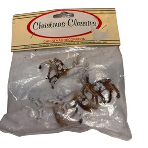 4 vintage Mini Reindeer, Hong Kong Mini Reindeer, Bradford Mini Plastic Reindeer, Classic Christmas Reindeer, Old New Stock