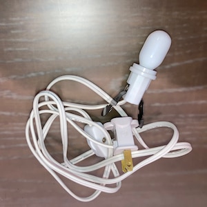 Vintage Dept 56 99028, Dept 56 Accessory Lights, Dept 56 1 Socket Light String, Dept 56 Village 5&#39; light Cord, Piggy Back