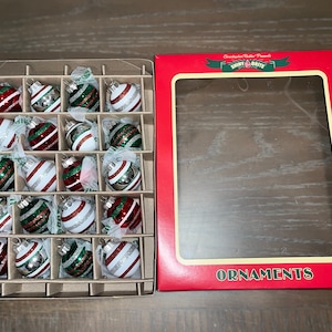 20 glänzende Brite-Ornamente, Christopher Radko Glasfarbenes Glitzerornament, 1 1/4 &quot;&quot;glänzende Brite-Rot-Grün-Silber-Weiß-Streifen, neu in der Box.&quot;