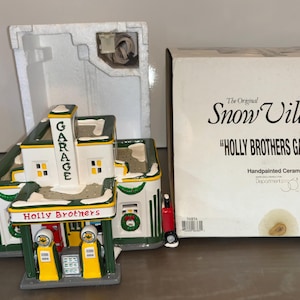 Vintage Dept 56 54854, Dept 56 Snow Village, Dept 56 Holly Brothers Garage, Dept 56 Gas Station, Dept 56 Garage, in the Box