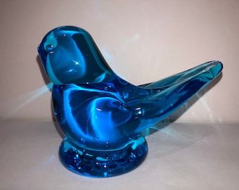 Large Vintage Turquoise Glass Bluebird, Blue Bird of Happiness, Bluebird Paperweight, colored glass bird, Turquoise Bird, Leo Ward 1997