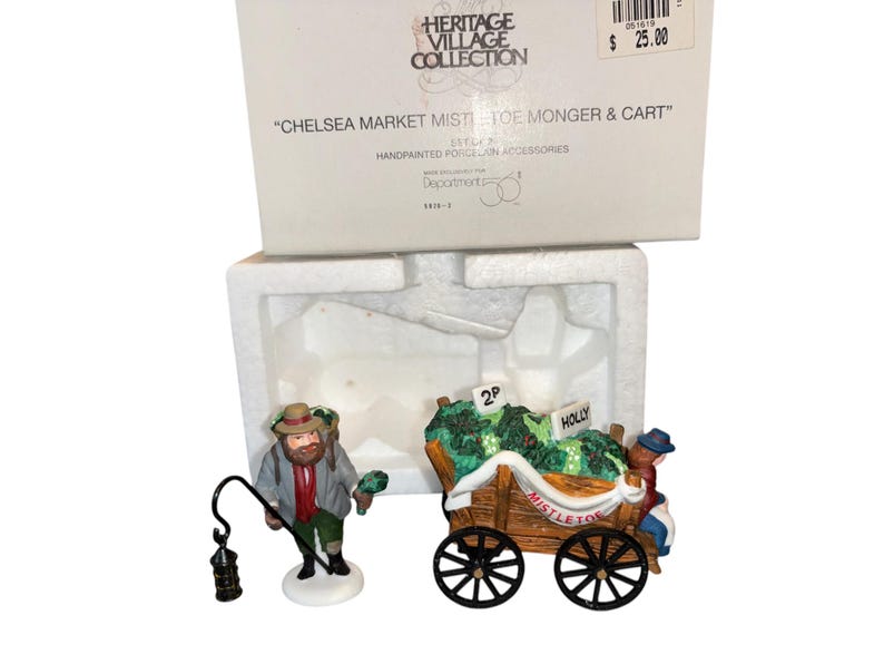 Department 56 Chelsea Market Mistletoe Monger & Cart - Thumbnail 3