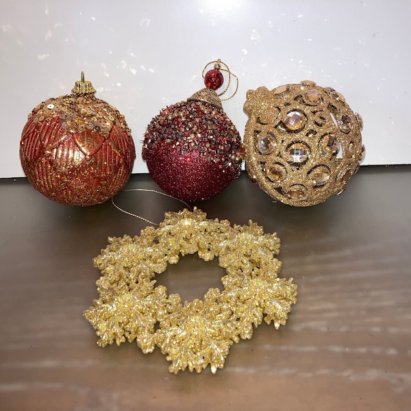 Plastic Balls That Open Etsy