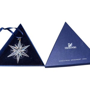 Swarovski Crystal 2005 Ornament, Swarovski Snowflake, 2005 Swarovski Snowflake, Swarovski 680502, Swarovski Rockefeller Center, in Box, READ