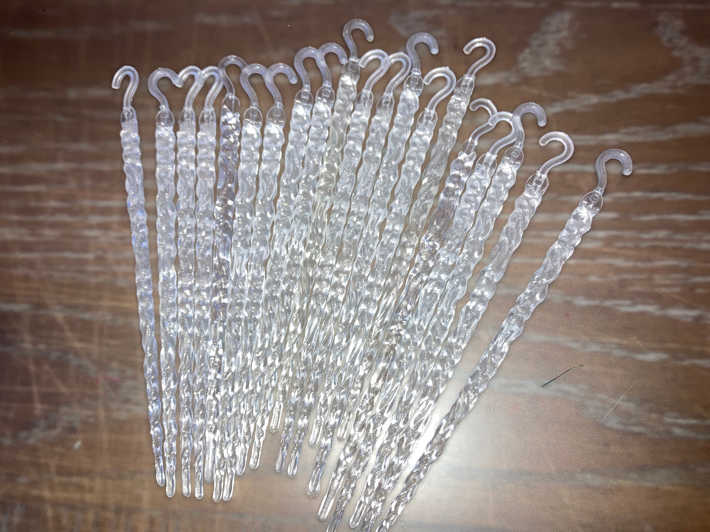 20 Vintage Icicle Christmas Ornaments, 5 1/2" Shatterproof Icicle Ornaments, 20 Clear Twisted Icicle Ornaments